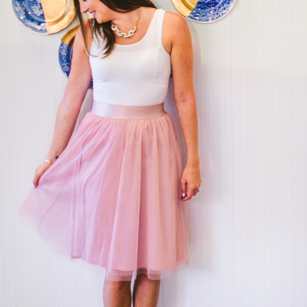 Express tulle skirt